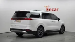 2023 Kia Carnival Diesel 9-Seater Noblesse — фото 2