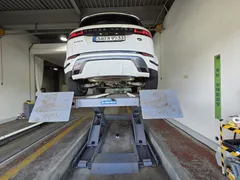 2022 Land Rover Range Rover Evoque P250 R-Dynamic SE — фото 2