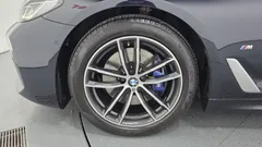 2022 BMW 5-Series 520i M Sport — фото 5