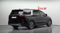 2023 Kia Carnival Diesel 11-Seater Prestige — фото 2