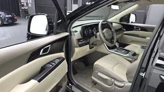2023 Kia Carnival Diesel 11-Seater Prestige — фото 10