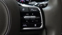 2023 Kia Carnival Diesel 11-Seater Prestige — фото 19