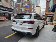 2022 BMW X5 xDrive 45e M Sport — фото 2