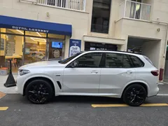 2022 BMW X5 xDrive 45e M Sport — фото 5
