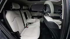 2023 Kia Sportage Signature 2WD — фото 19