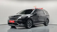 2023 Kia Carnival Diesel 9-Seater Signature — фото 1