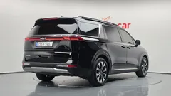2023 Kia Carnival Diesel 9-Seater Signature — фото 2