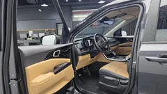 2023 Kia Carnival Diesel 9-Seater Prestige — фото 10