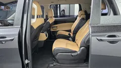 2023 Kia Carnival Diesel 9-Seater Prestige — фото 16