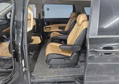 2023 Kia Carnival Diesel 9-Seater Prestige — фото 8