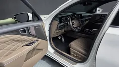2023 Kia K8 Signature — фото 10