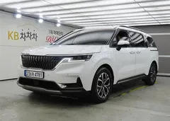 2023 Kia Carnival Diesel 9-Seater Noblesse — фото 13