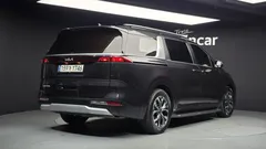 2022 Kia Carnival Diesel 9-Seater Prestige — фото 2