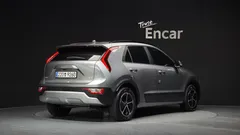 2024 Kia Niro Prestige — фото 2