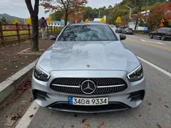 2023 Mercedes-Benz E-Class E350 4MATIC AMG Line — фото 3