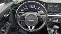 2022 Kia Niro 1.6 HEV — фото 18
