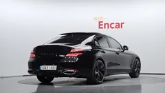 2023 Genesis G70 Gasoline 2.0T 4WD — фото 2