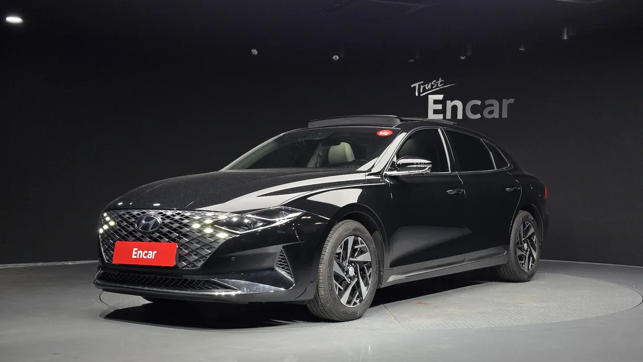 2023 Hyundai Grandeur Le Blanc