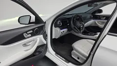 2023 Mercedes-Benz E-Class E250 Avantgarde — фото 10