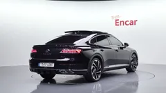 2022 Volkswagen Arteon 2.0 TDI R-LIINE 4Motion — фото 2