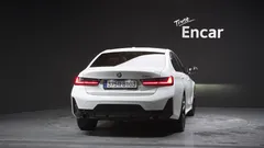 2023 BMW 3-Series 330e M Sport — фото 4