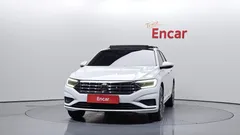 2021 Volkswagen Jetta 1.4 TSI Premium — фото 3
