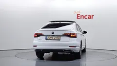 2021 Volkswagen Jetta 1.4 TSI Premium — фото 4