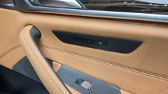 2022 BMW 5-Series 520i M Sport — фото 19