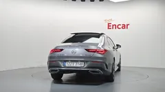 2022 Mercedes-Benz CLA-Class CLA250 4MATIC — фото 4