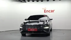 2022 Kia K8 Signature — фото 3