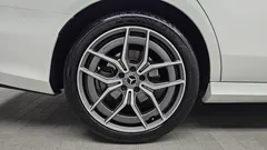 2022 Mercedes-Benz E-Class E220d 4MATIC AMG Line — фото 5