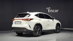 2024 Lexus NX Premium — фото 2