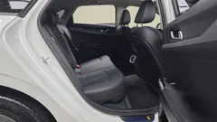 2023 Kia K5 2.0 LPI(Renter car) — фото 11