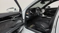 2021 Audi A8 50 TDI Quattro LWB — фото 10