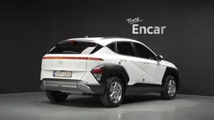 2023 Hyundai Kona Premium — фото 2
