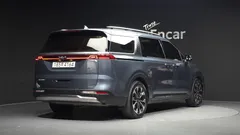 2023 Kia Carnival Diesel 9-Seater Signature — фото 2