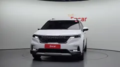2023 Kia Carnival Diesel 9-Seater Prestige — фото 3