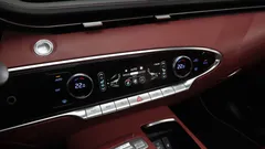 2024 Genesis GV70 2.5T Gasoline 2WD — фото 17