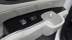 2023 Kia Sorento HEV 1.6 2WD — фото 20