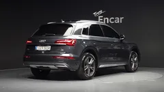 2022 Audi Q5 45 TFSI Quattro — фото 2