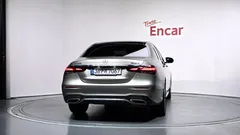 2022 Mercedes-Benz E-Class E350 4MATIC AMG Line — фото 4