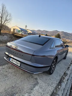 2023 Hyundai Grandeur Premium — фото 6