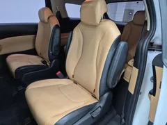 2023 Kia Carnival Gasoline 9-Seater Prestige — фото 19