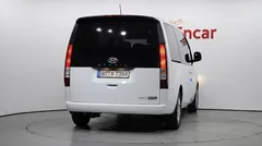 2024 Hyundai Staria L3.5 Cargo 5-Seater — фото 4