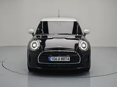 2023 Mini Cooper 5Door Classic — фото 2