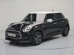 2023 Mini Cooper 5Door Classic — фото 11