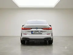 2023 BMW 2-Series 220i M Sports — фото 4