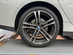 2023 BMW 2-Series 220i M Sports — фото 5