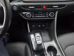 2022 Hyundai Sonata 2.0 — фото 17