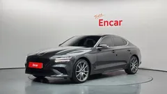 2024 Genesis G70 Gasoline 2.5T 2WD — фото 1